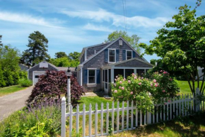 Large Deck Fire Pit Dog Friendly Near Beach - Sleeps 10